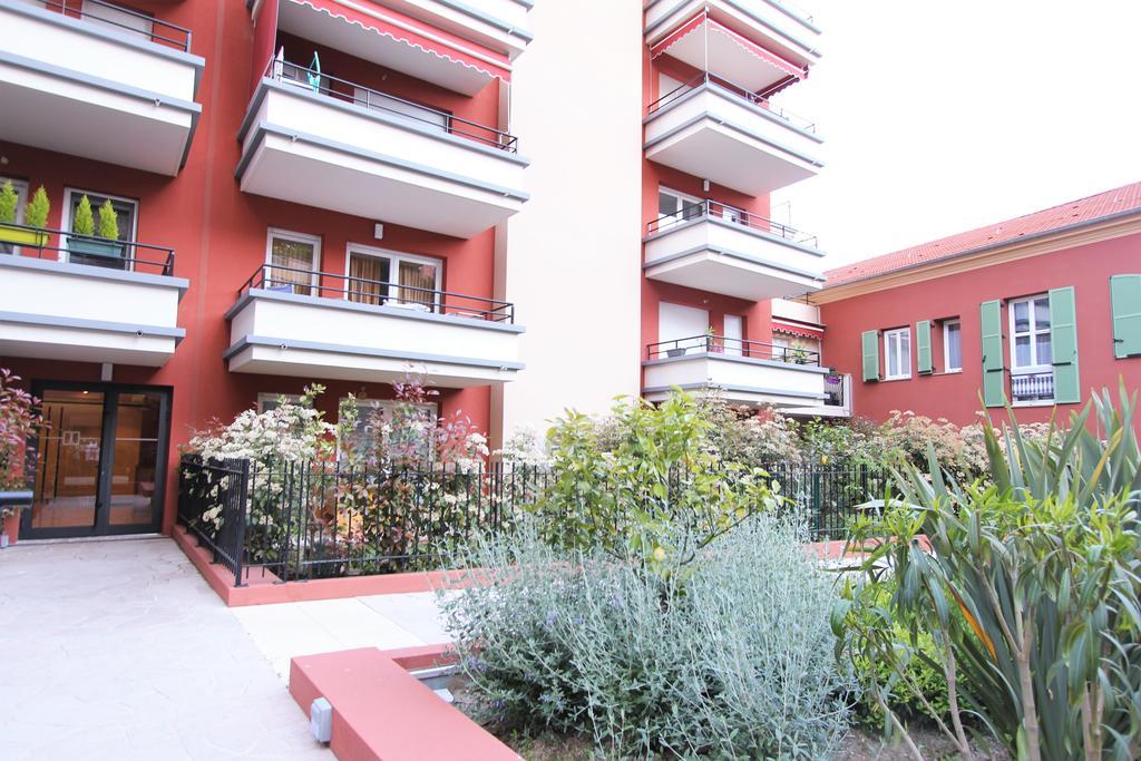 Appartement Lilla By Connexion Mentone Esterno foto